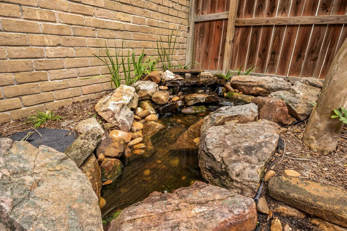 Photo of 1803 Briarpark Drive