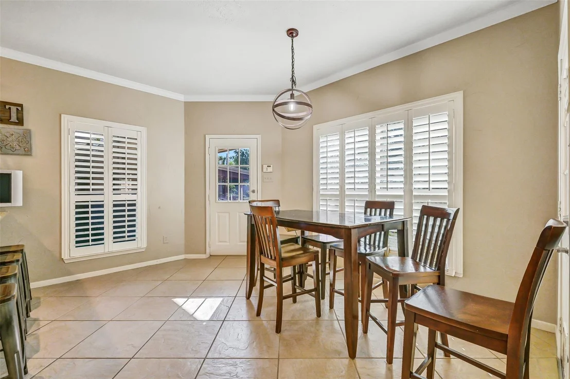 Photo of 906 High Ridge Circle