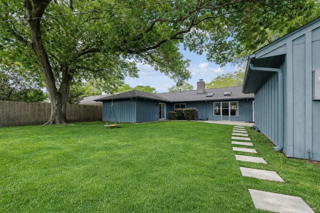 Photo of 11403 Valley Spring Drive