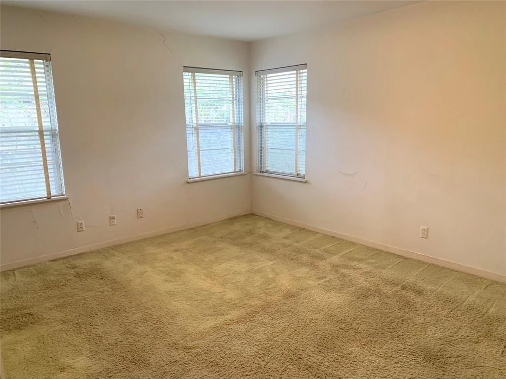 Photo of 4609 Redstart Street