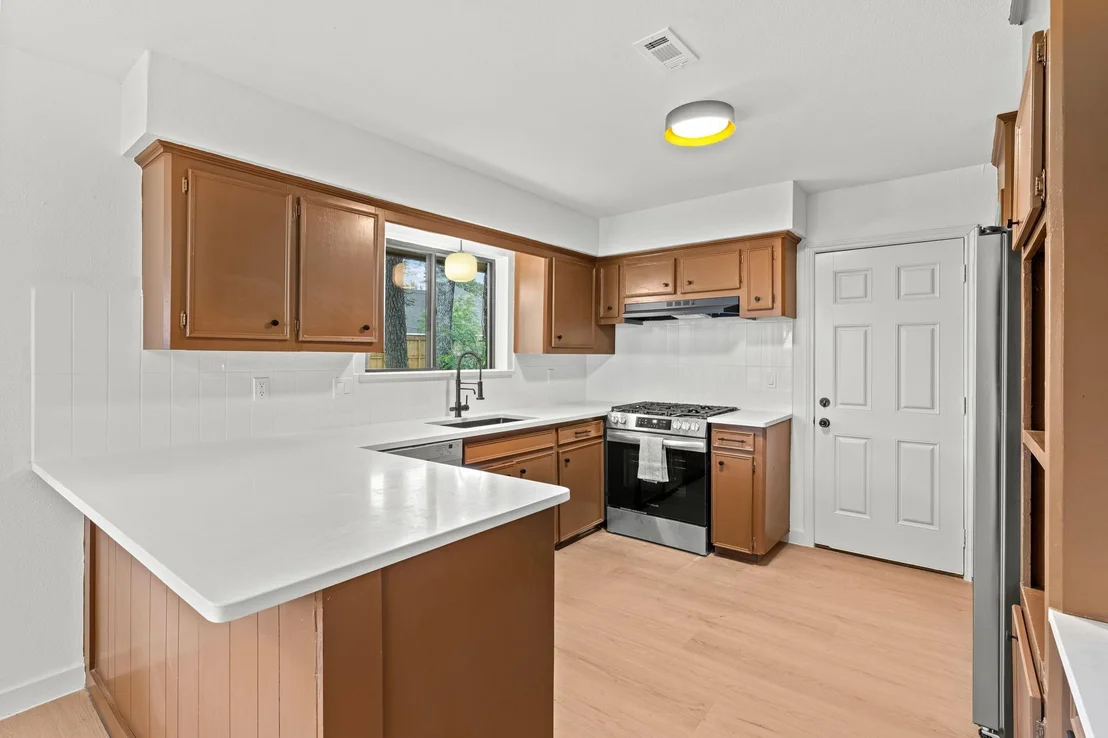 Photo of 227 E North Hill Drive