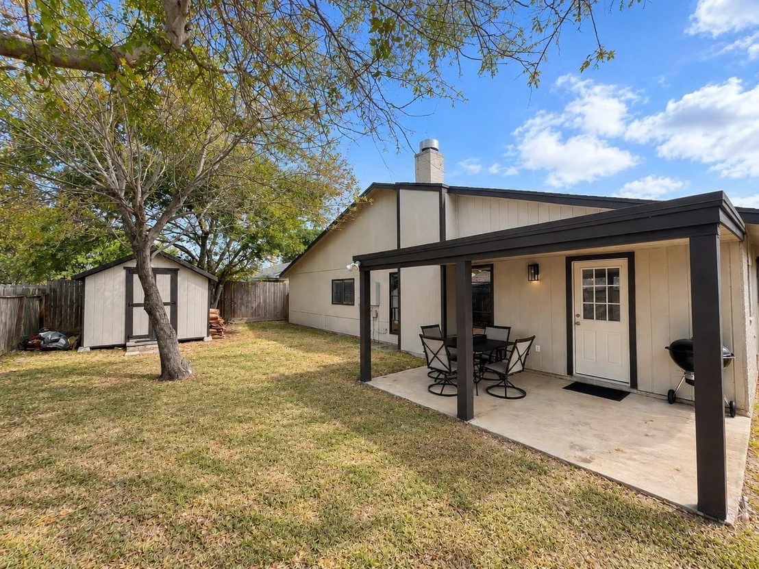 Photo of 966 Bramling Circle