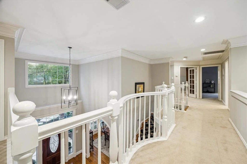 Photo of 6 Graceful Elm Court