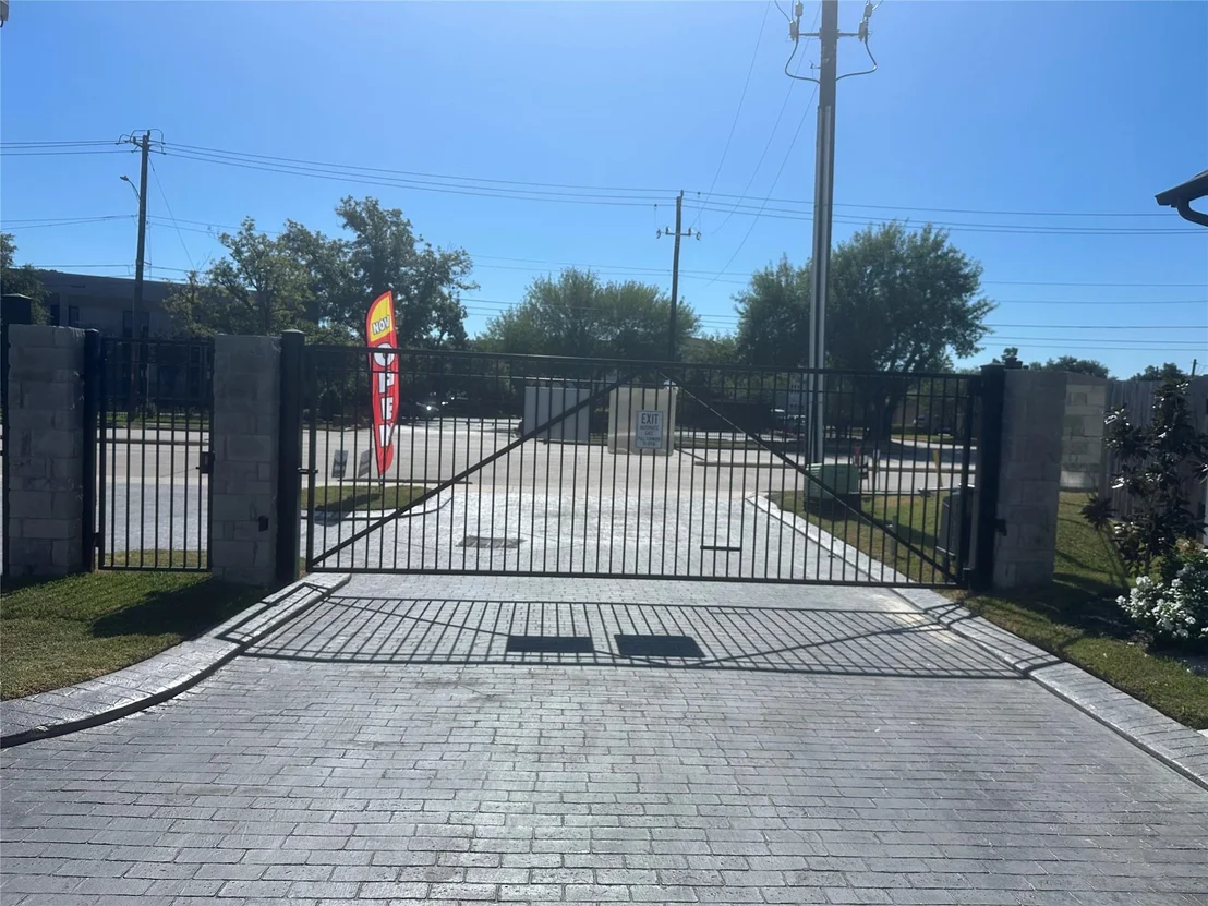 Photo of 8928 Covenant Place