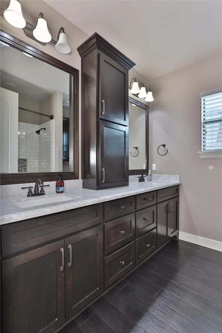 Photo of 717 Rustic Oaks Drive