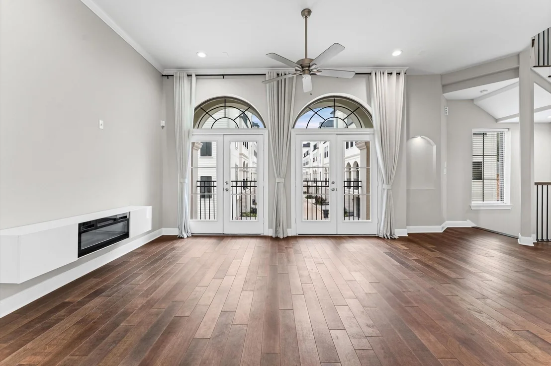 Photo of 3339 Beverly Forest Drive