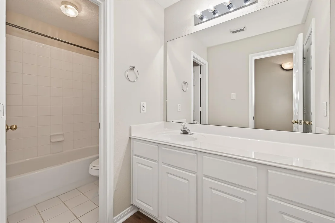 Photo of 15706 Clear Pointe Drive