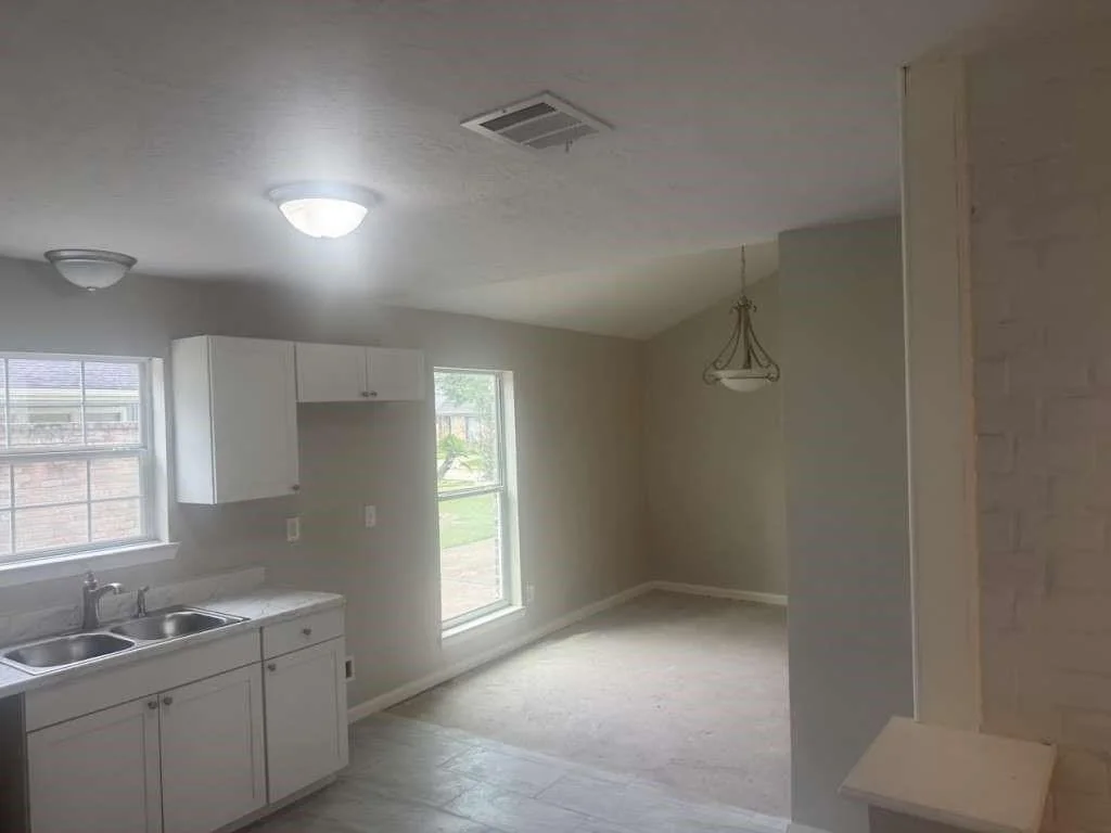 Photo of 14911 Walters Road