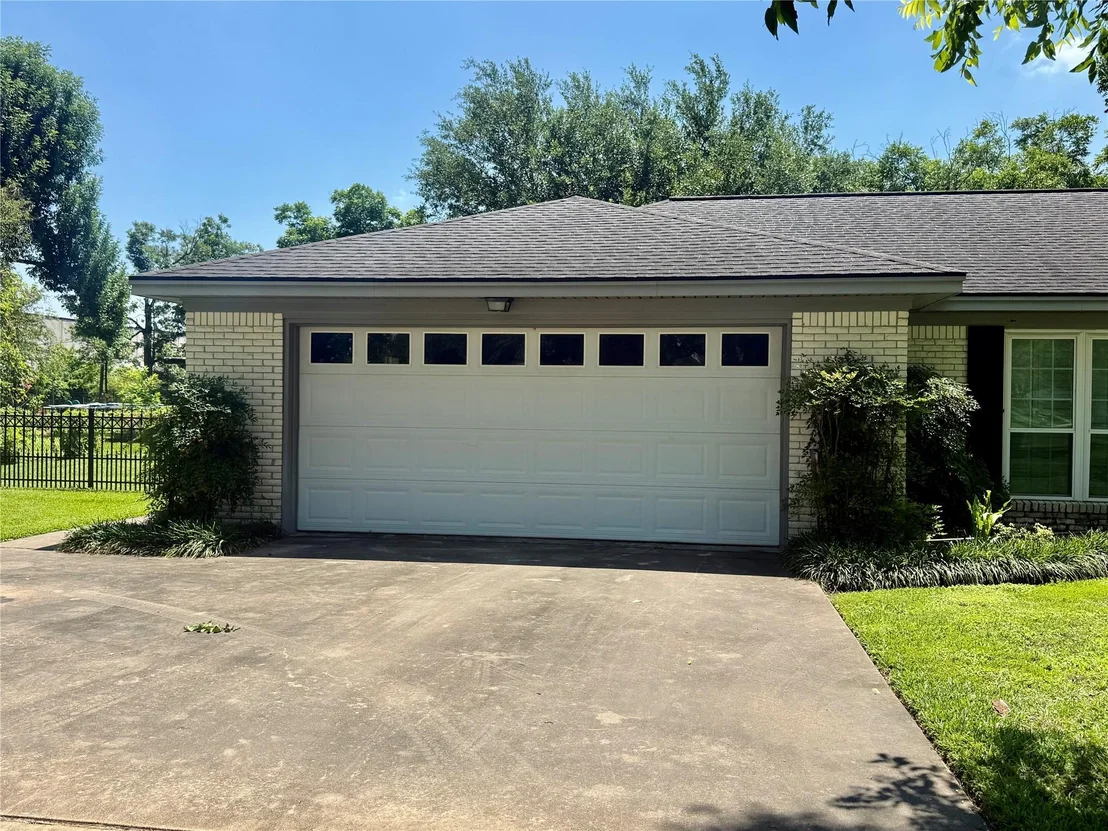 Photo of 4714 Thunderbird Road