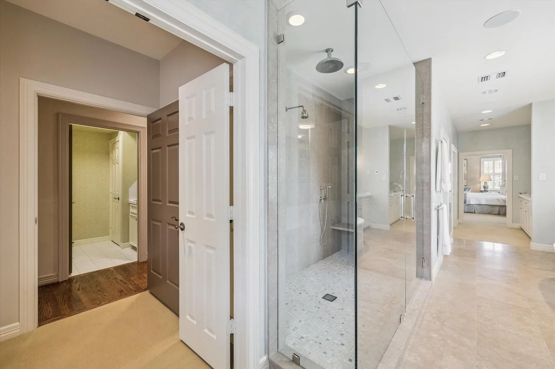 Photo of 5565 Tilbury Drive