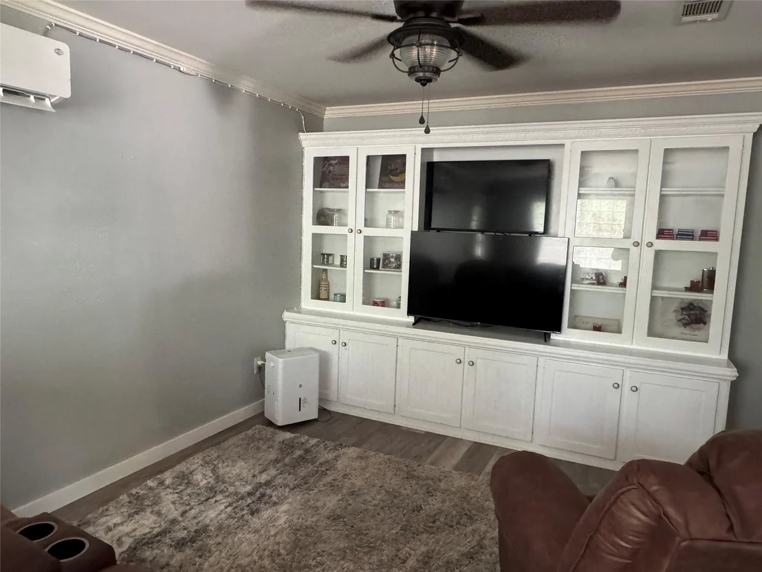 Photo of 160 Belize Drive