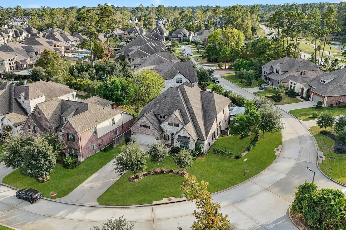 Photo of 122 N Winter Sunrise Circle