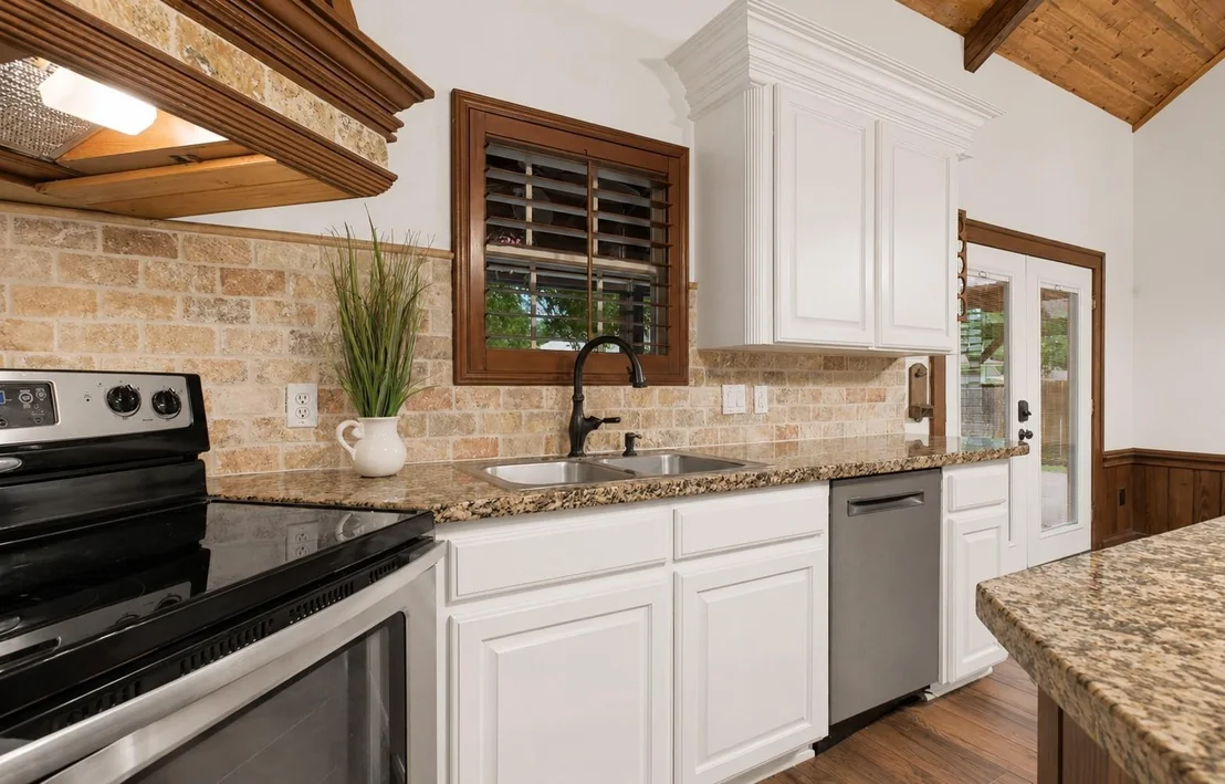 Photo of 312 Springwood Drive