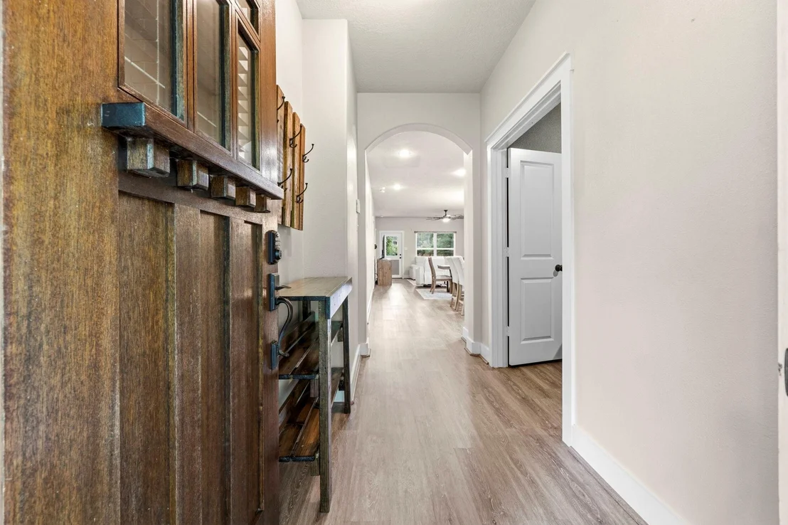 Photo of 418 Commanche Road