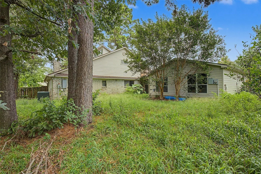 Photo of 12103 Hawthorne Drive