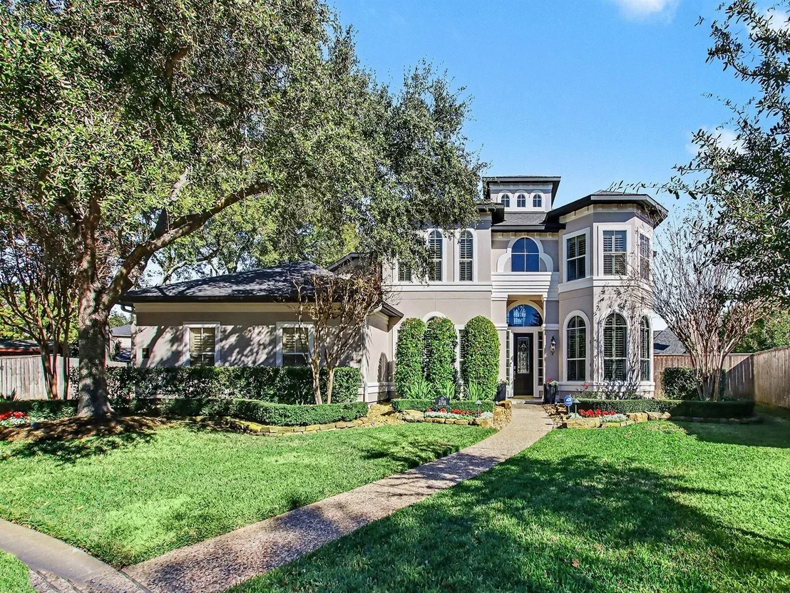 Photo of 22918 Chaus Court
