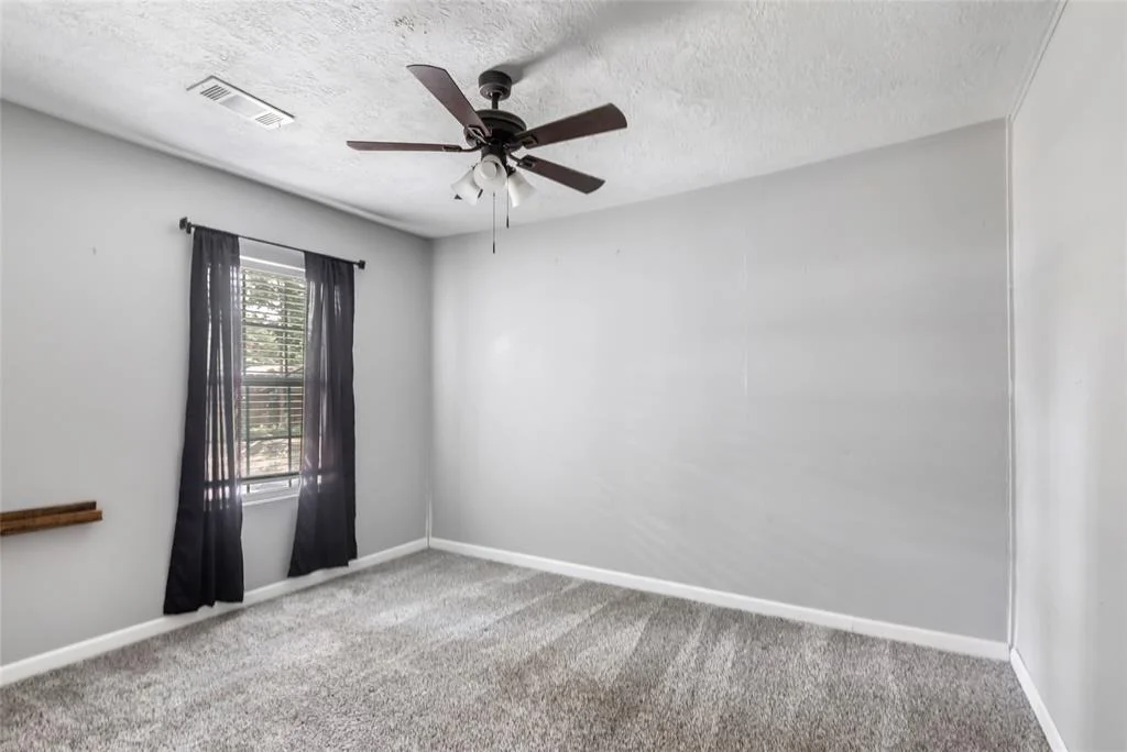 Photo of 19374 Forest Lane Circle