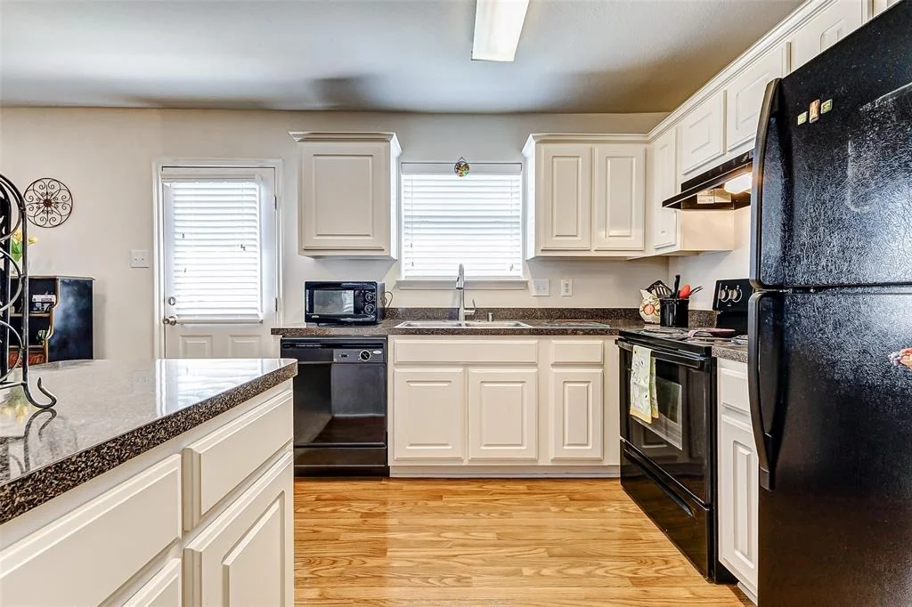 Photo of 7210 Towering Pine Lane