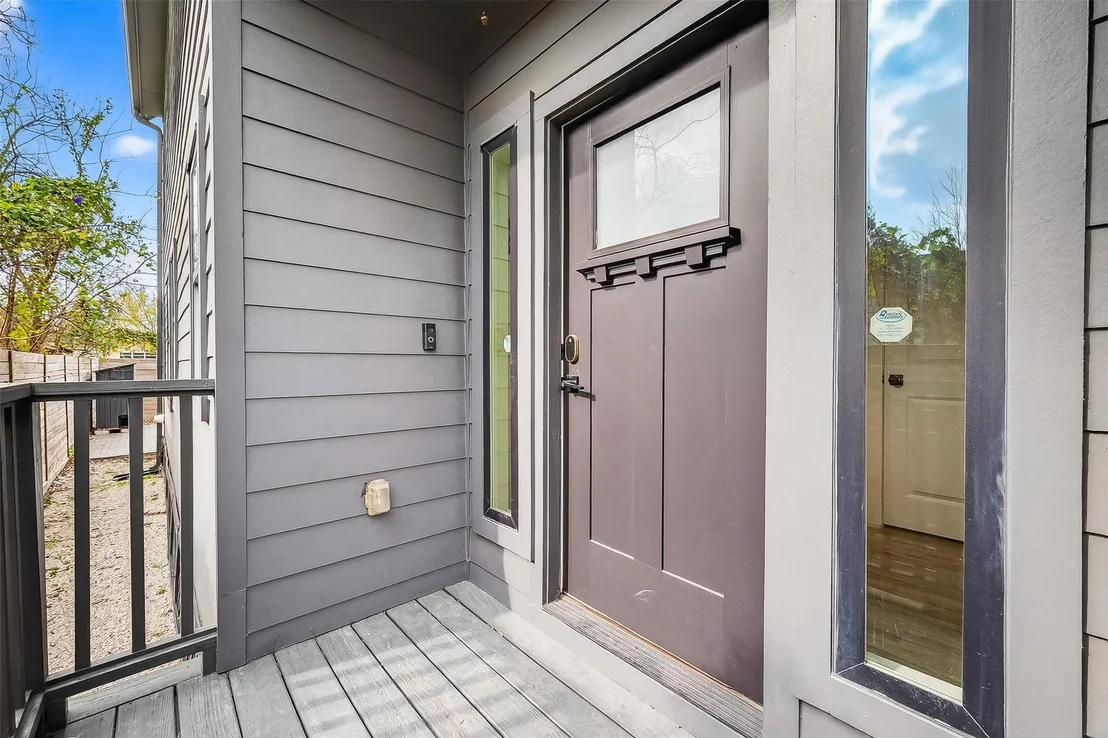 Photo of 3323 Cornell Street
