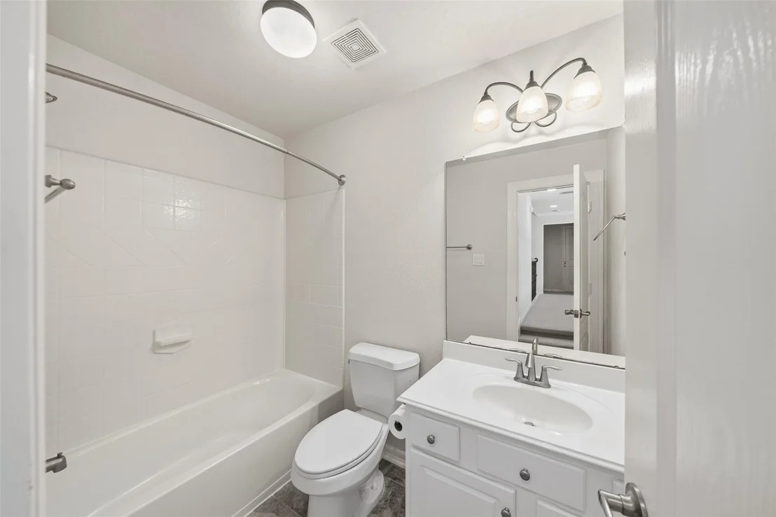 Photo of 25802 Northcrest Drive