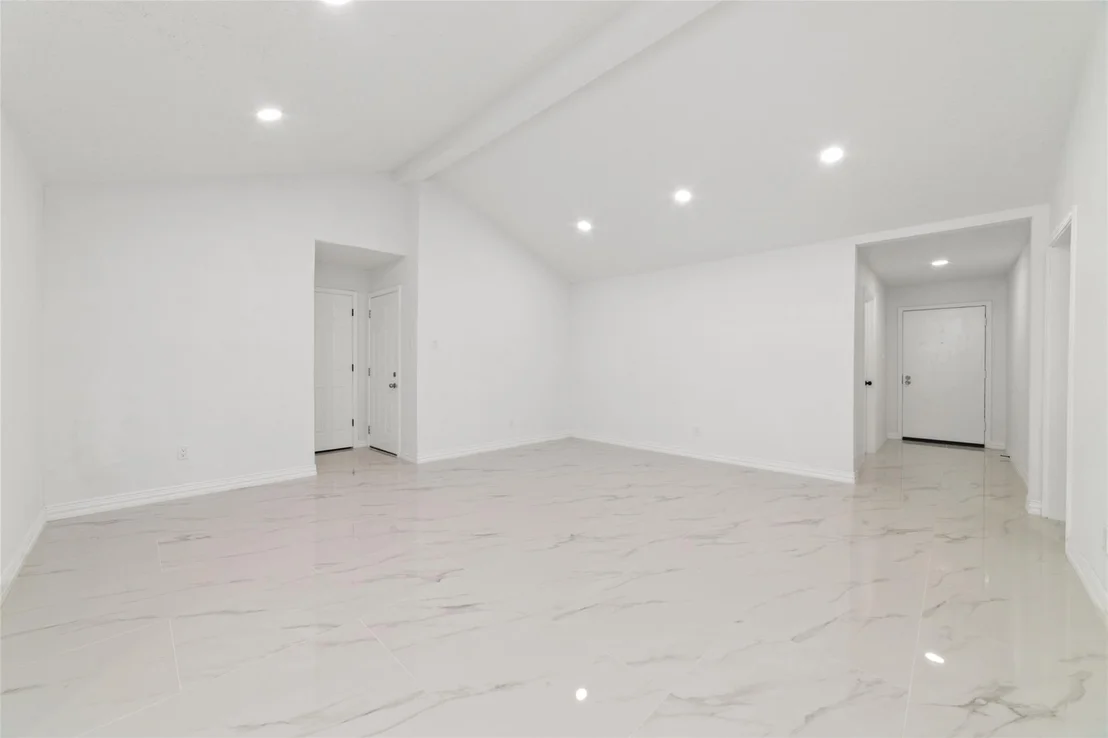 Photo of 11434 Sharpview Drive