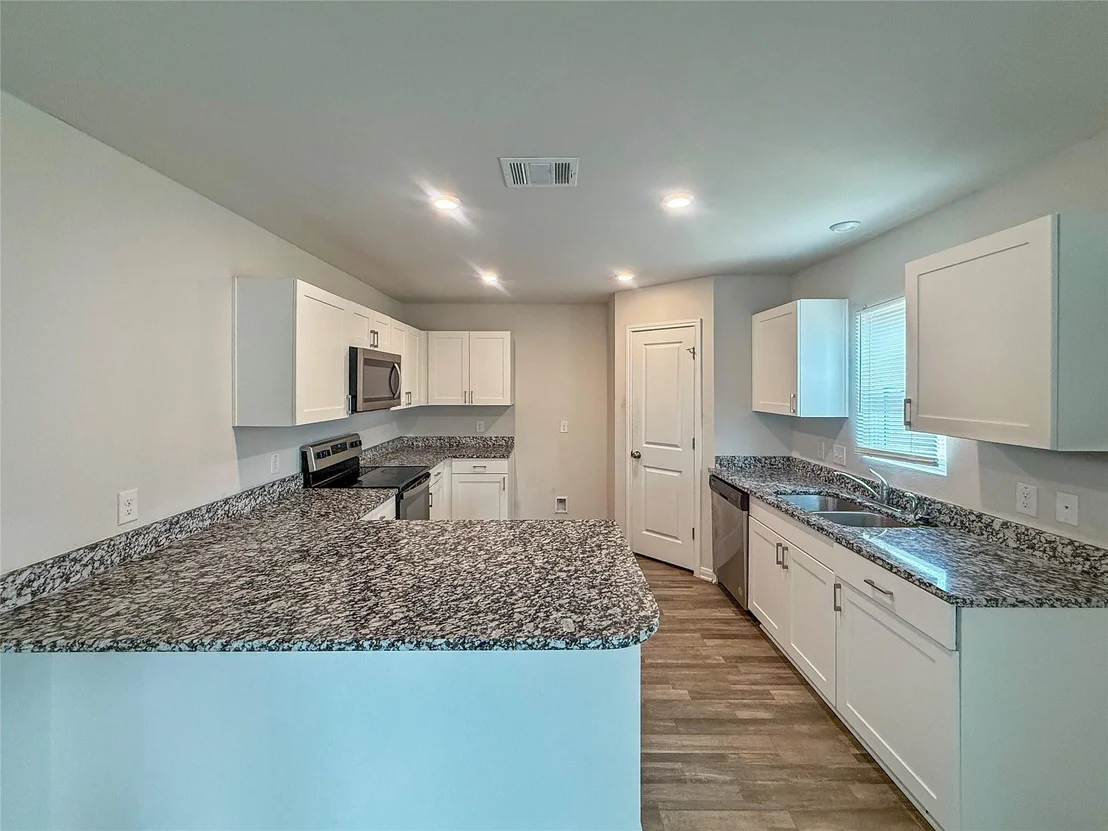 Photo of 10123 Cerritos Drive