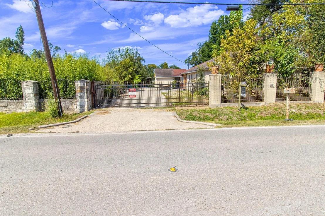 Photo of 931 Mitchell Road
