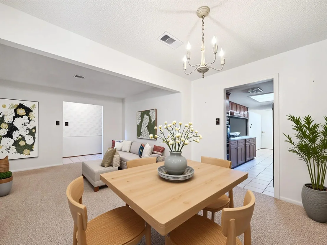 Photo of 522 Charleston Square