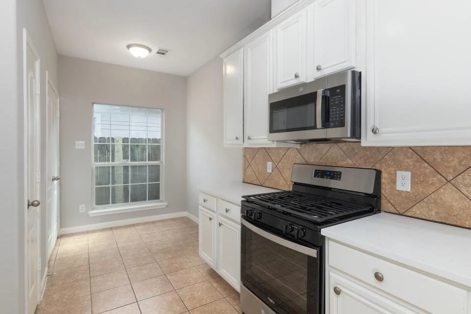 Photo of 9335 Ledge Street