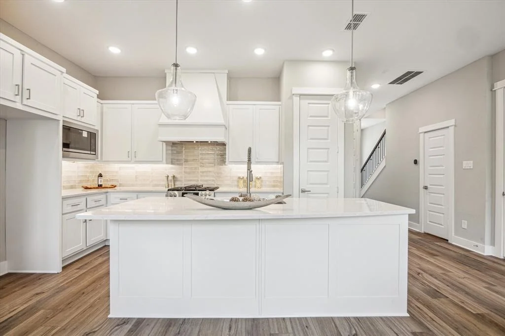 Photo of 16036 Mason Run Drive