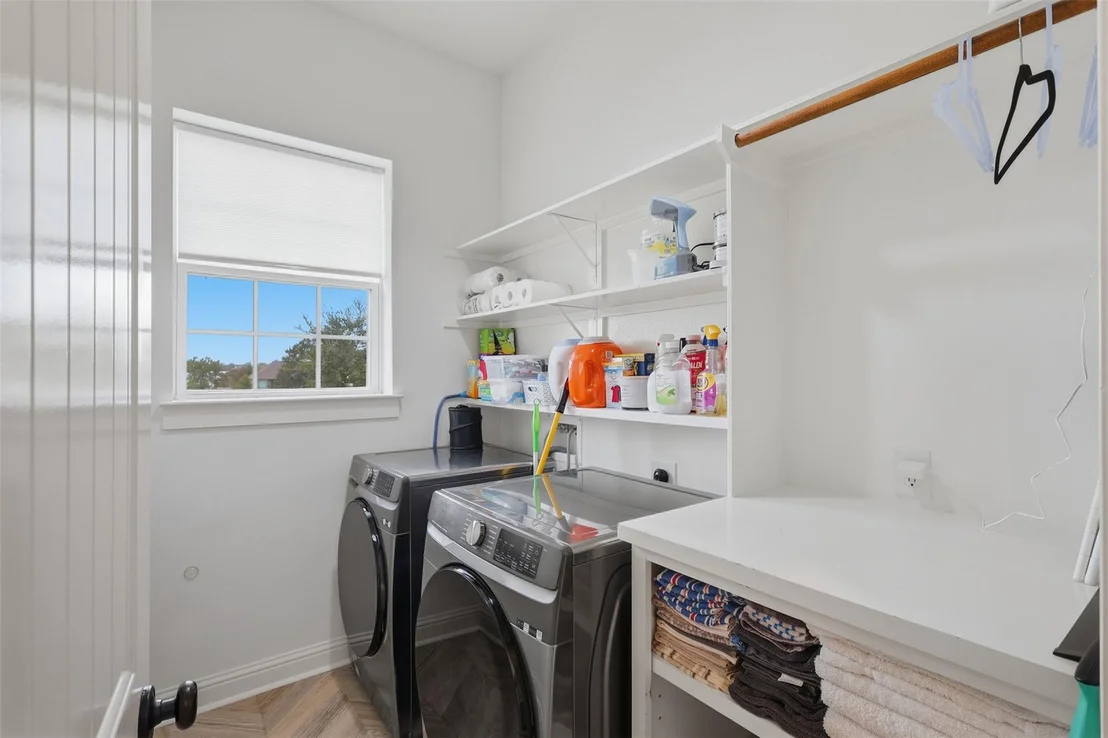 Photo of 8518 Lofty Pines