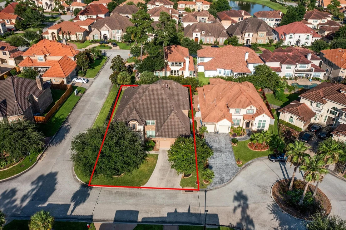 Photo of 15614 Lake Iris Drive