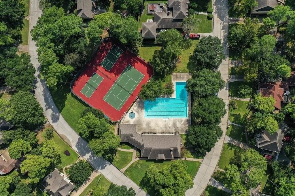 Photo of 18406 Bull Pine Drive