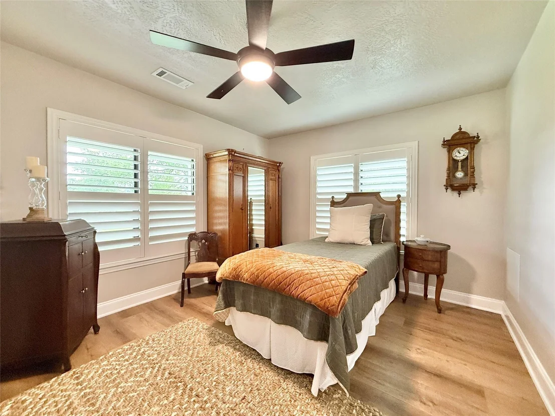 Photo of 12220 Shepard Hill Road