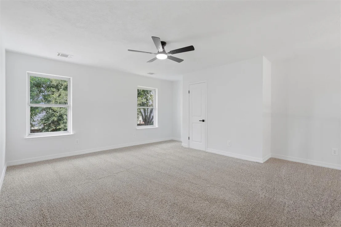 Photo of 4823 Meadowglen Drive