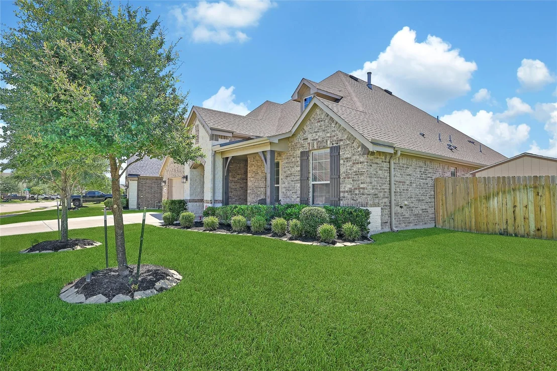 Photo of 28111 Middlewater View Lane