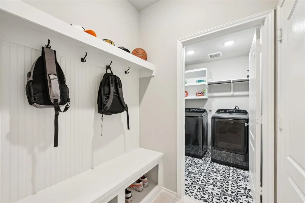 Photo of 4626 Crest Hill Drive