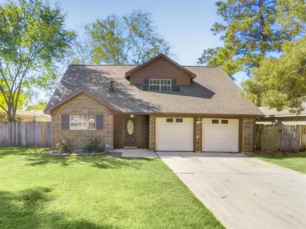 Photo of 23823 English Oak Drive