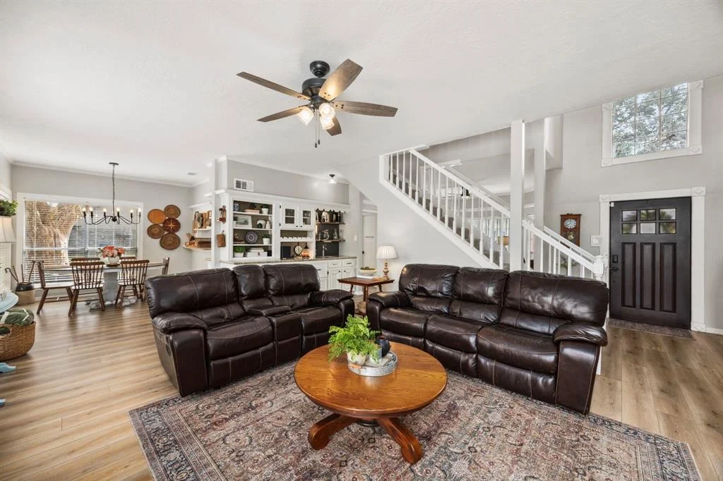 Photo of 1123 Dominion Drive