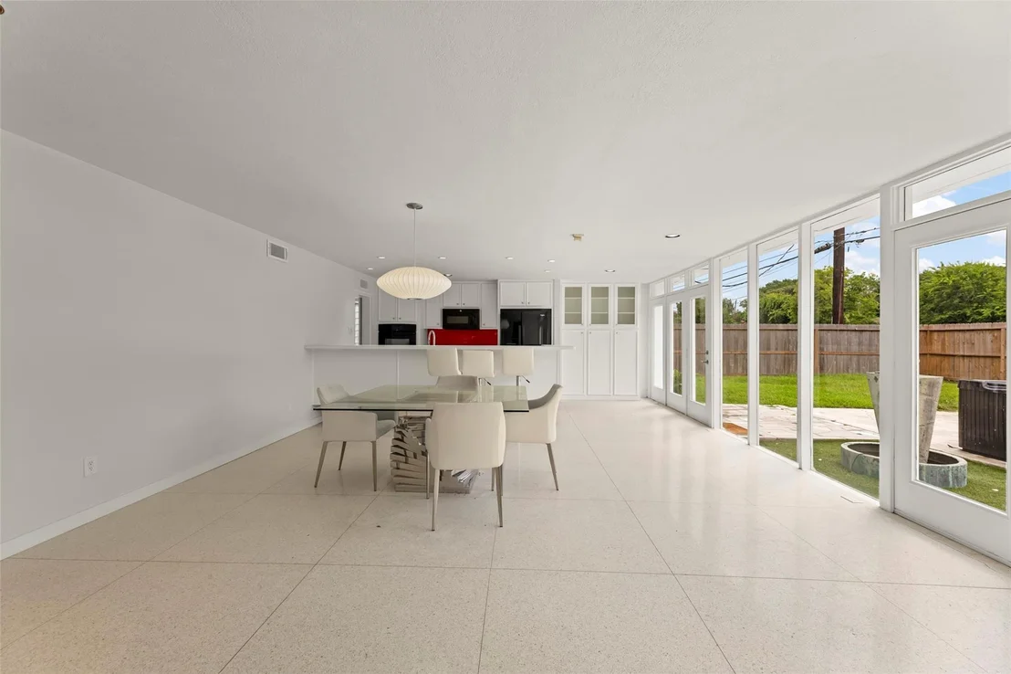 Photo of 10211 Willowgrove Drive