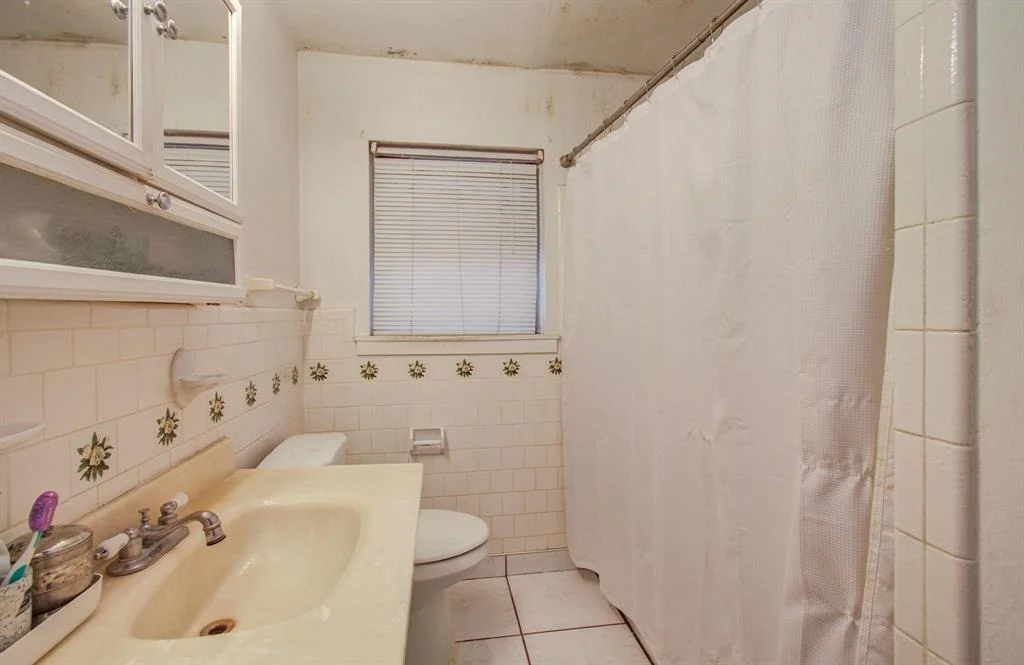 Photo of 5425 Viking Drive