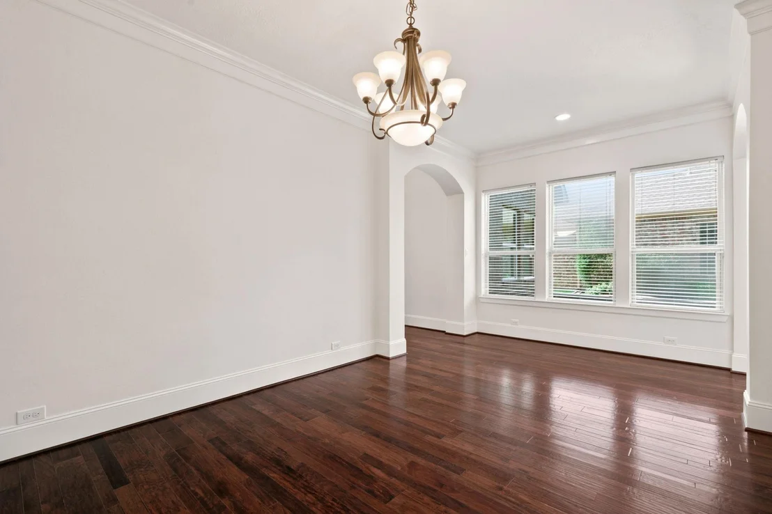 Photo of 6 Sleeping Colt Place