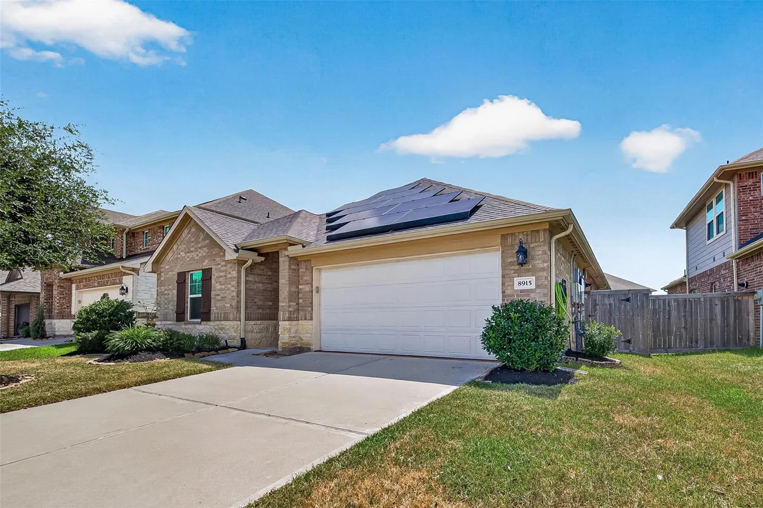 Photo of 8915 Orchid Valley Way