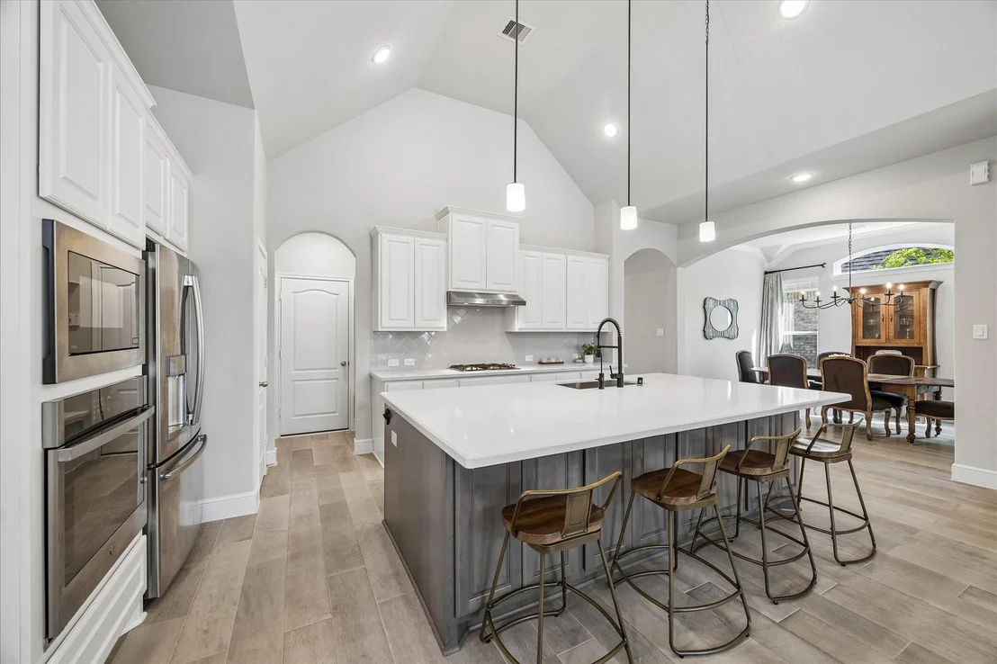 Photo of 15 Overland Heath Drive