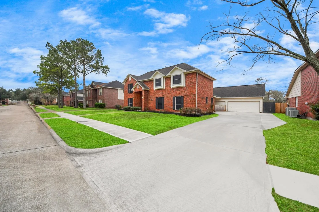 Photo of 1410 Long View Drive