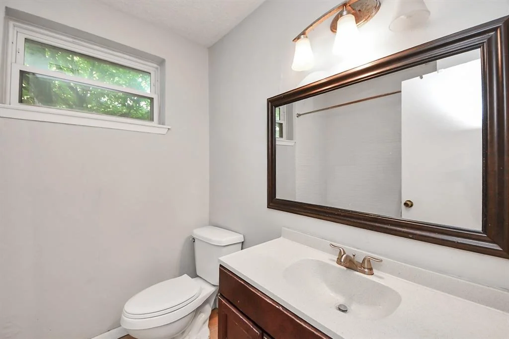 Photo of 12610 Chiswick Road
