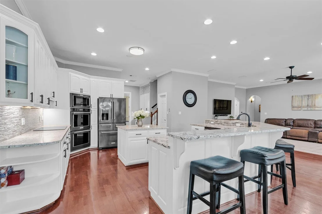 Photo of 9726 Crestwater Circle