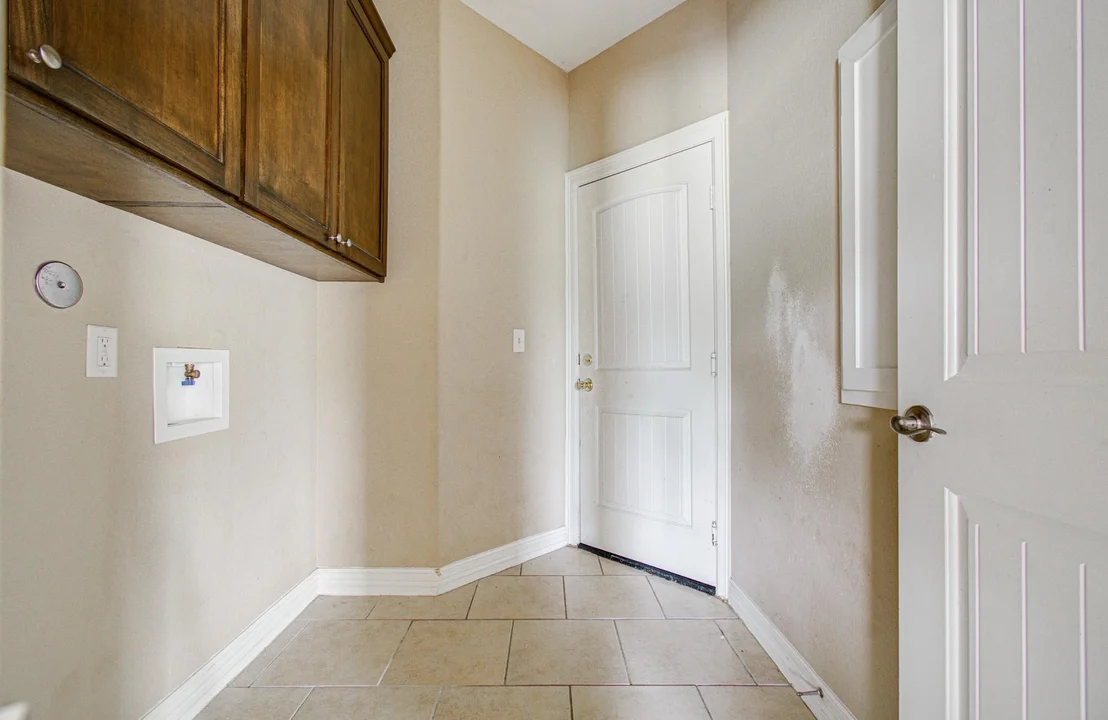 Photo of 406 Elm Lake Drive
