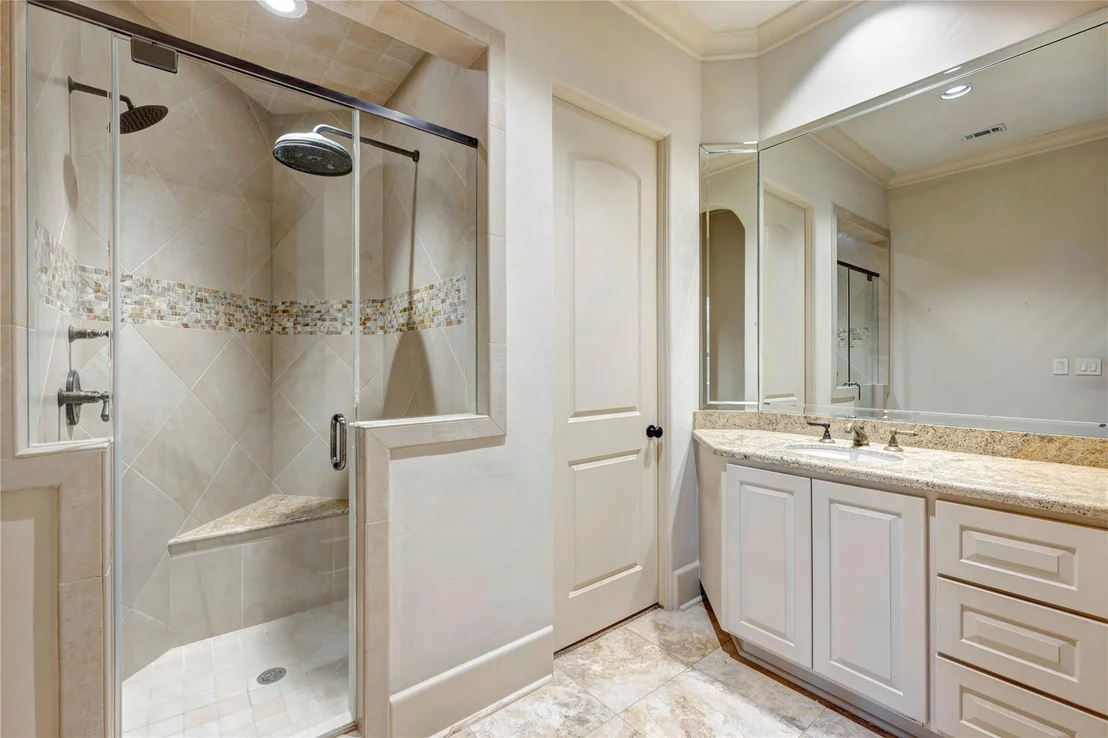 Photo of 710 Pinehaven Drive