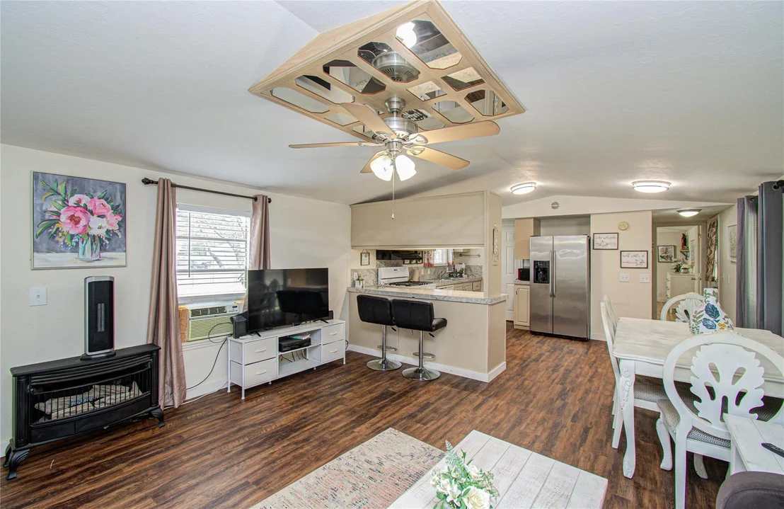 Photo of 36 W Old Field Drive